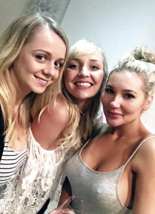 blondes = fun by saikou_na_psycho