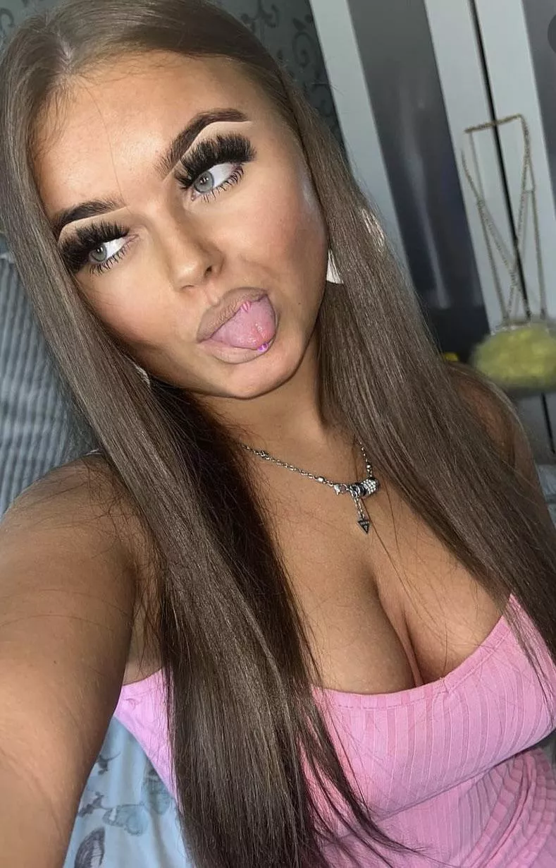 Chav posted by Irishtravellerfinest