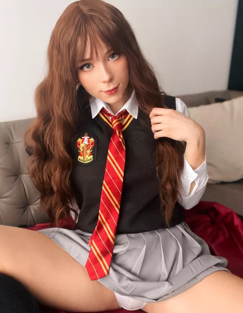 Hermione from Harry Potter cosplay by SweetieFox by Sweetie_Fox