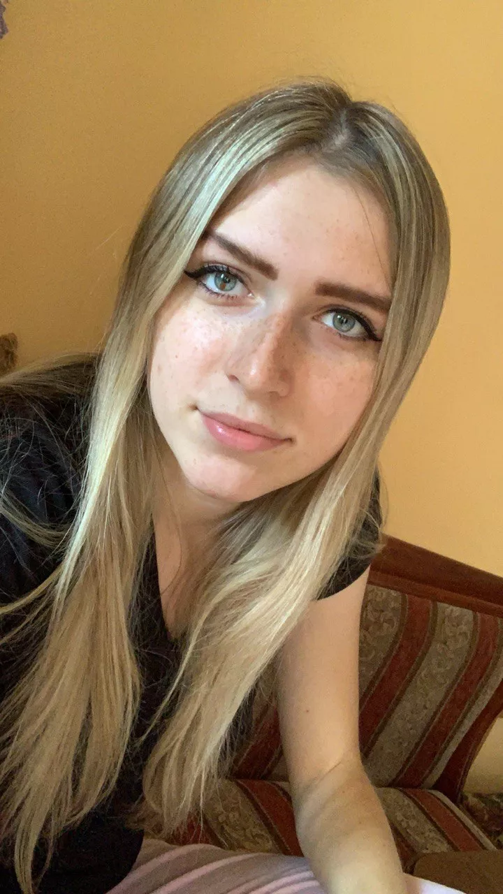 I like my freckles! posted by bustlingMelon72