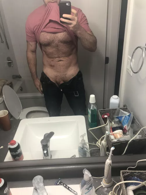 It it time for a trim? 6’5 tall, 42 yrs old. Chat is open by Lost-Credit1922