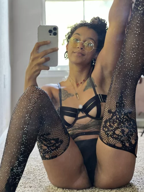 Just a stretchy girl... good for positioning if you know what I mean by avaluna96_