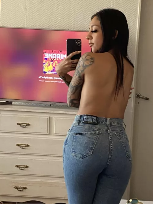 My humps needs some ripping by joxoto7