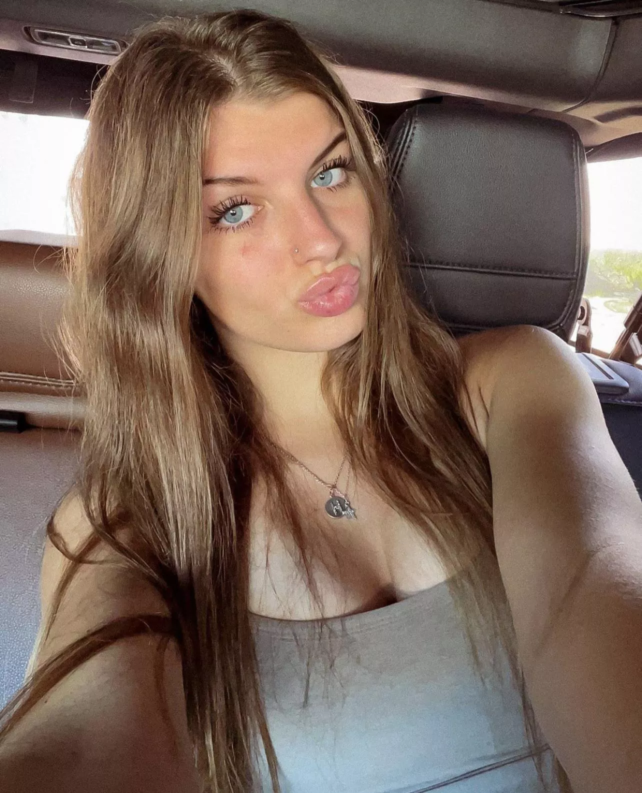 Pout posted by lonelyalbuq