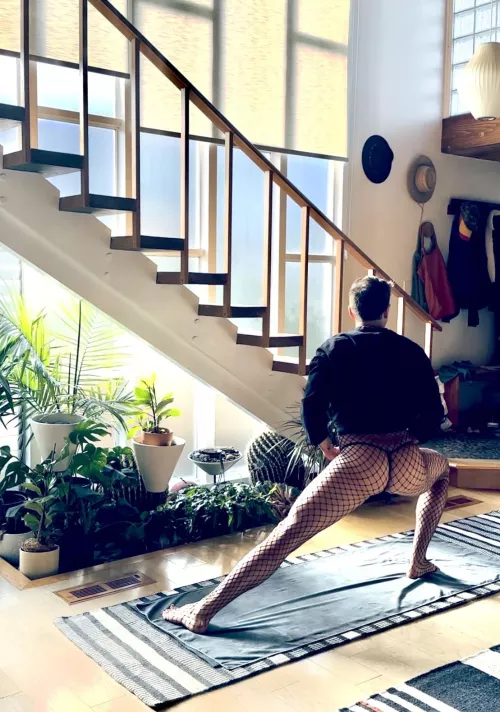 Practicing Poses in Outfits by ulixeshaus