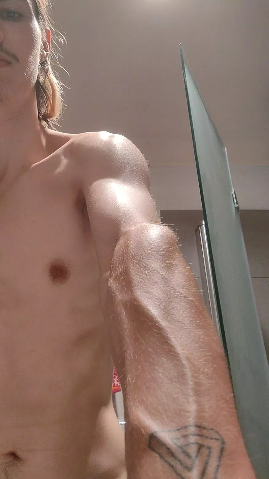 Started Solo fansly that I am hoping can be my fulltime job show me some love please posted by Broad-Environment-36