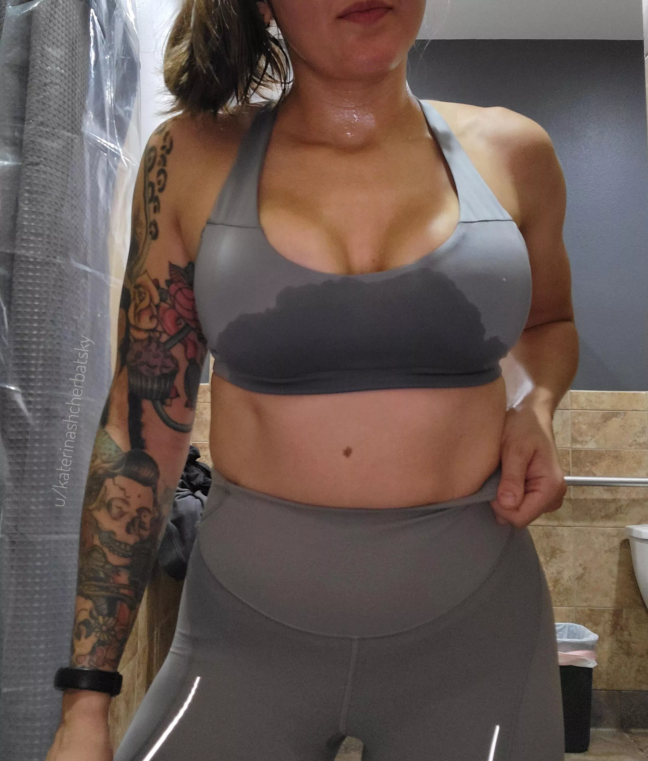 sweat from leg day & stairmaster posted by katerinashcherbatsky