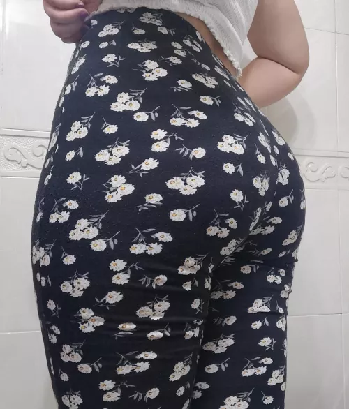 These leggings also aren't for gym, but I love them by lickalch