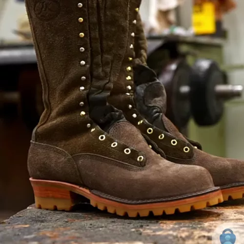 Thoughts on Lace-to Toe? Roomie and freeing or constricting and uncomfortable? by stetsonandwhip