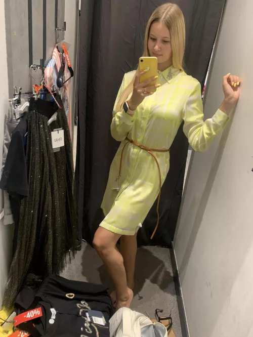 what happens if someone comes in? by candyspeach