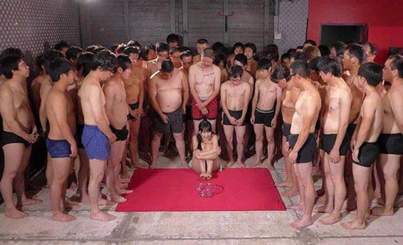 Can anyone share me the sauce for this? by CV4711