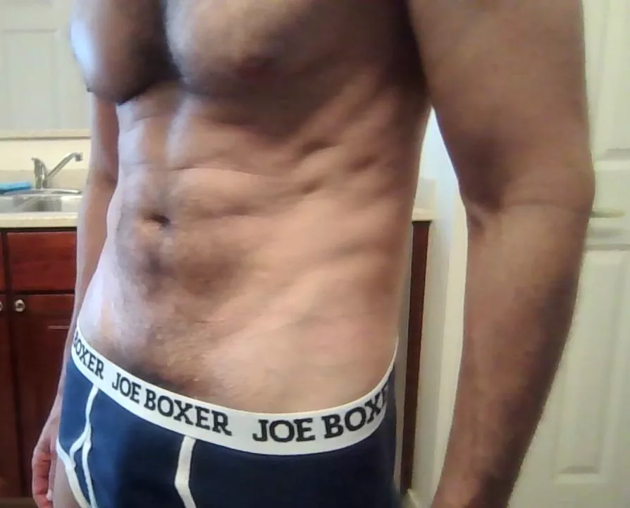 can't hide the V when you strip down posted by MysteriousJock