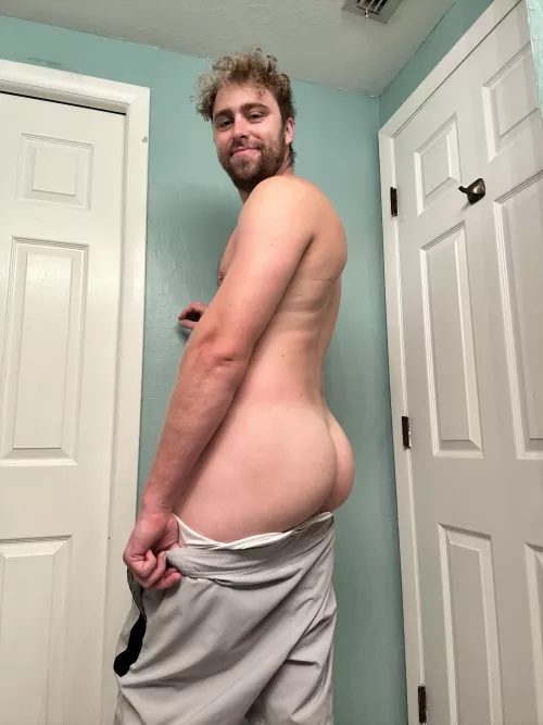 Come sniff by ItsDustinDaring