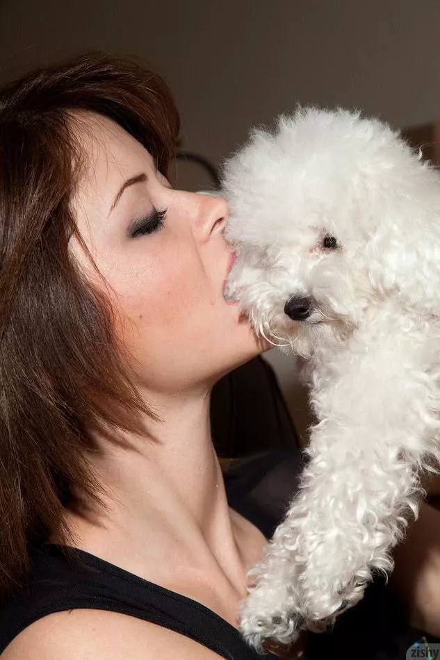 Emily Addison posted by carl6236