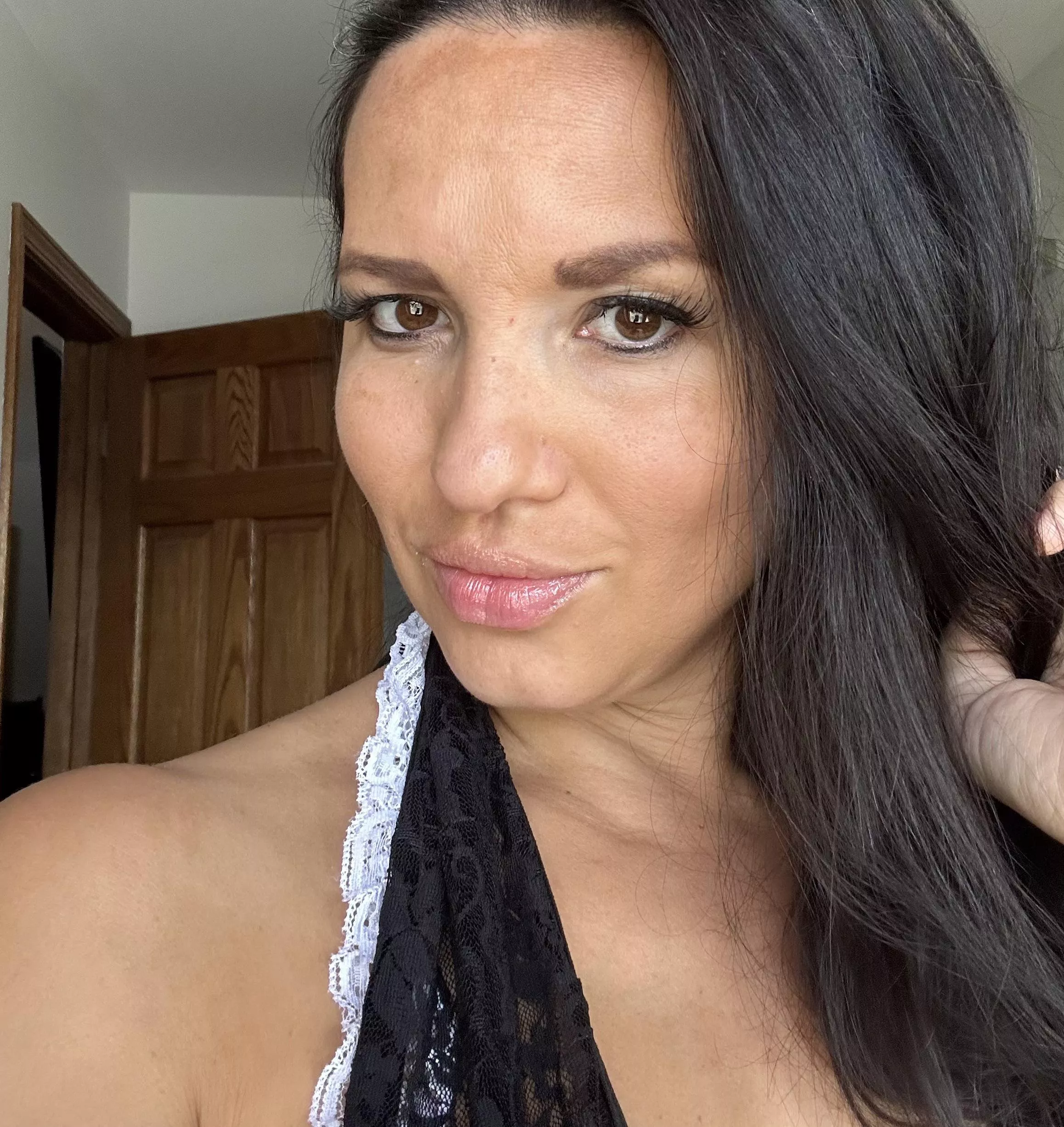 Findom Goddess is available for drains, humiliation, degradation sessions, games and more [sext] [cam] [vid] [pic]. posted by GoddessScarlett777