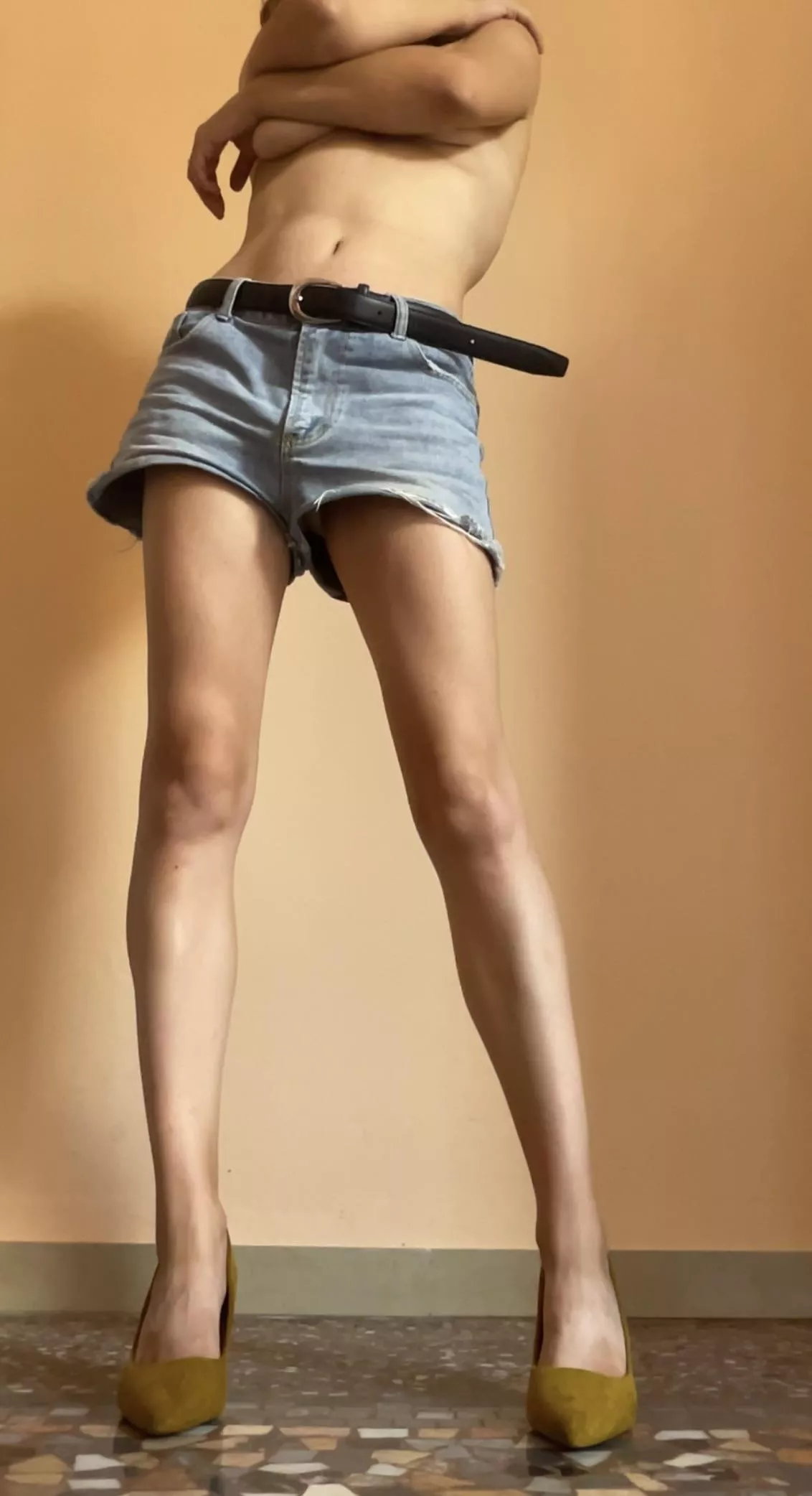 I would great you with open arms posted by CamillaMarvelfeet