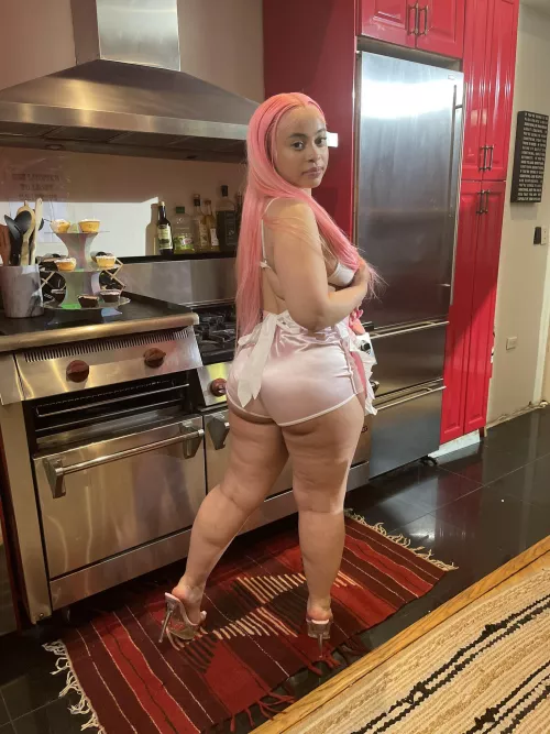 Ice Spice 🍑🦵🏼 by Conscious-Ad-8295