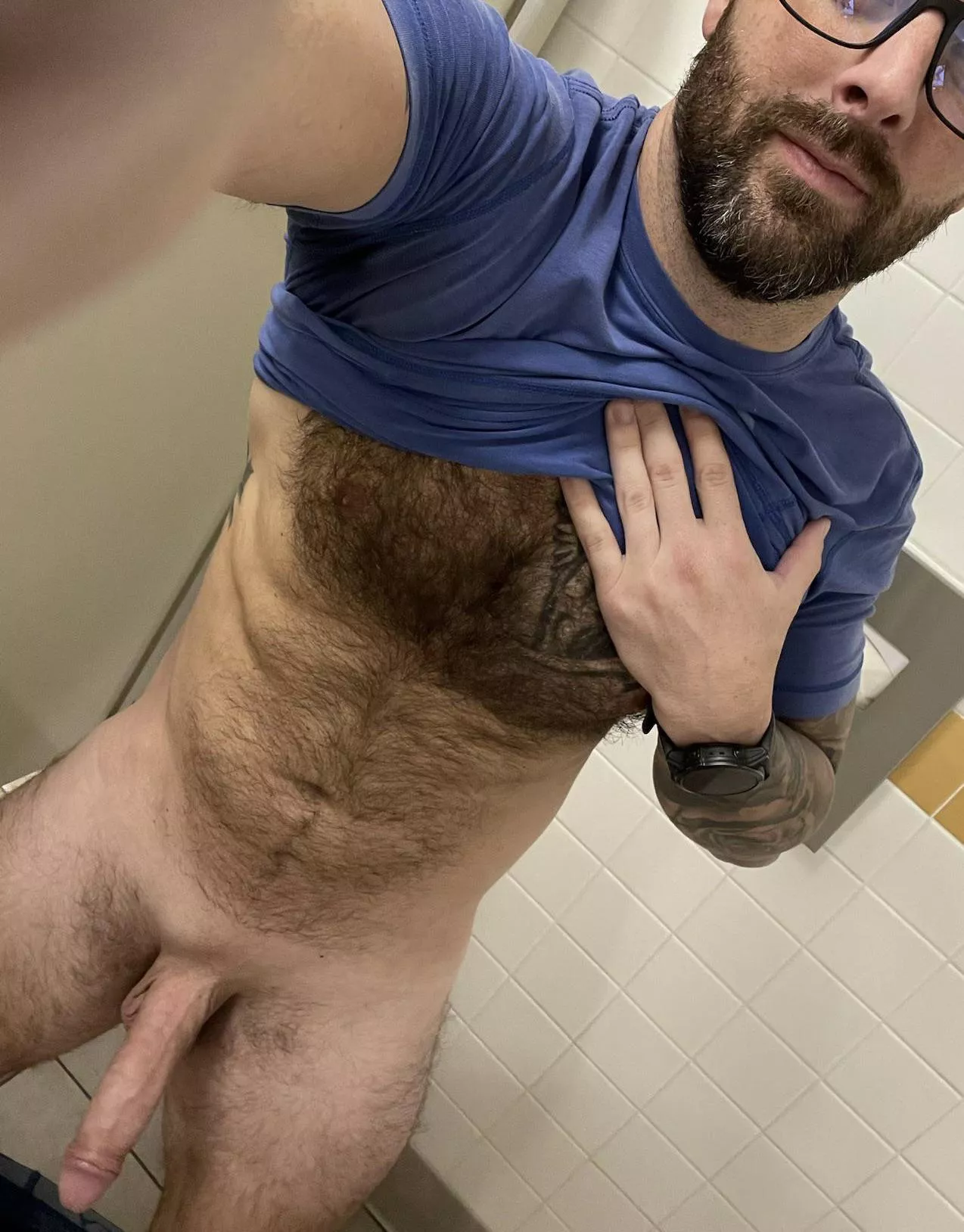 I’d love to get sucked off at work posted by StormMindless9333