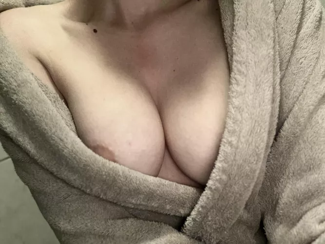 Mhmm do you want more? by iamBonnieBi