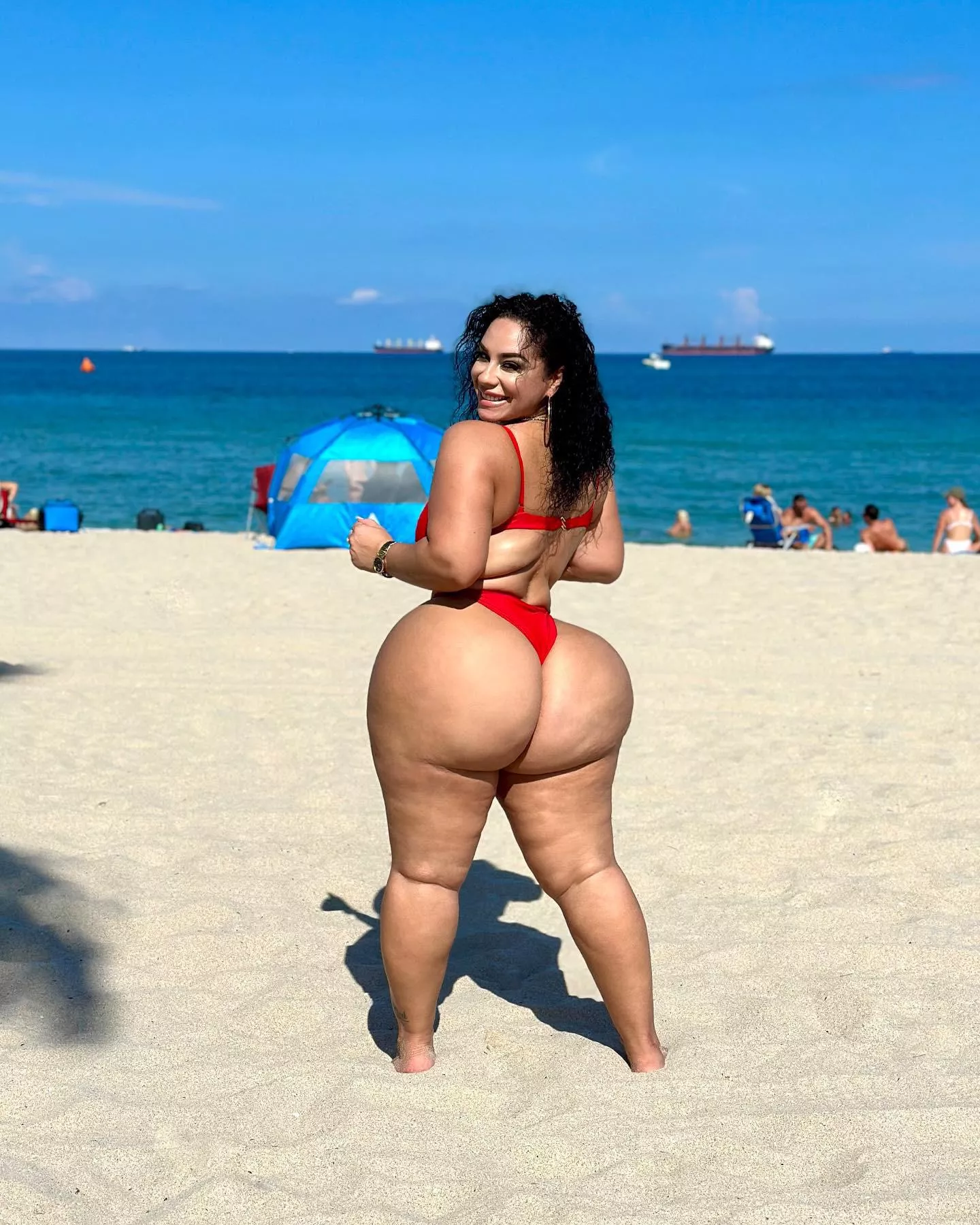 Ocean Views posted by playhousericky