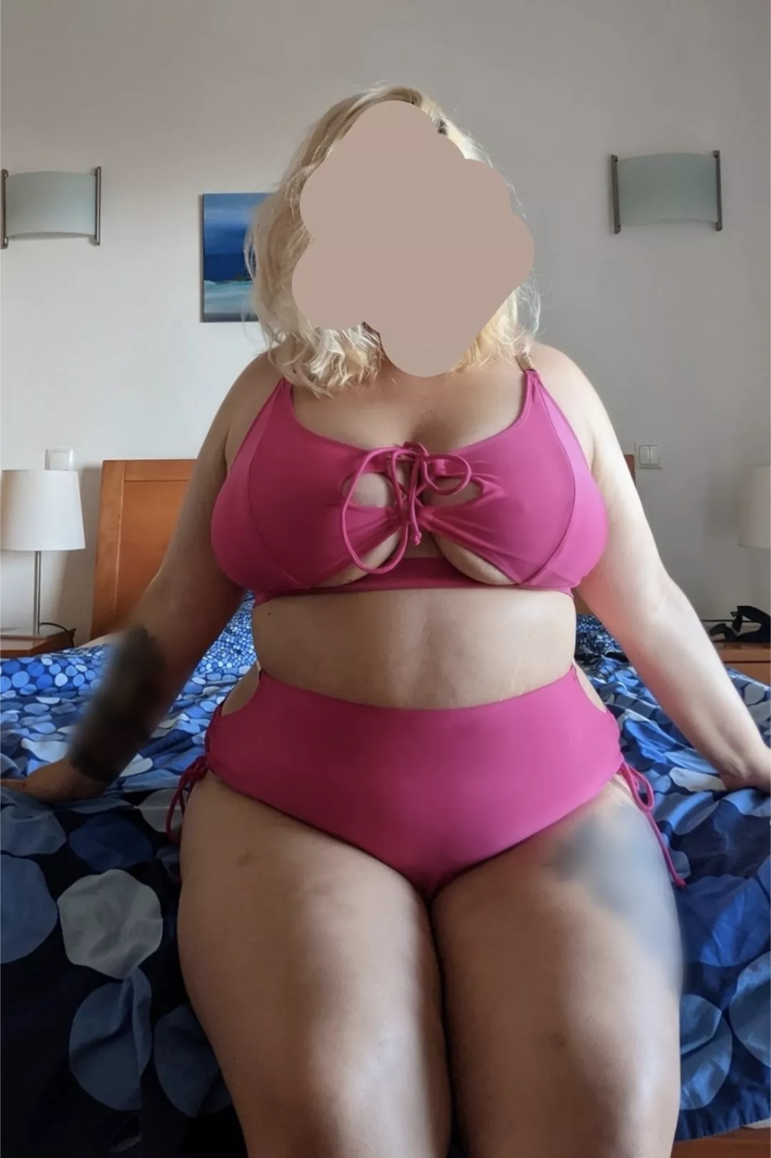 Ready for the pool posted by SophieSass