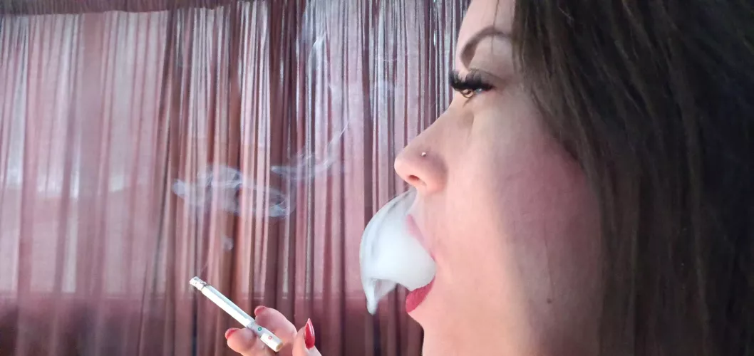 Rothmans 100s French Inhale by BaselineFun