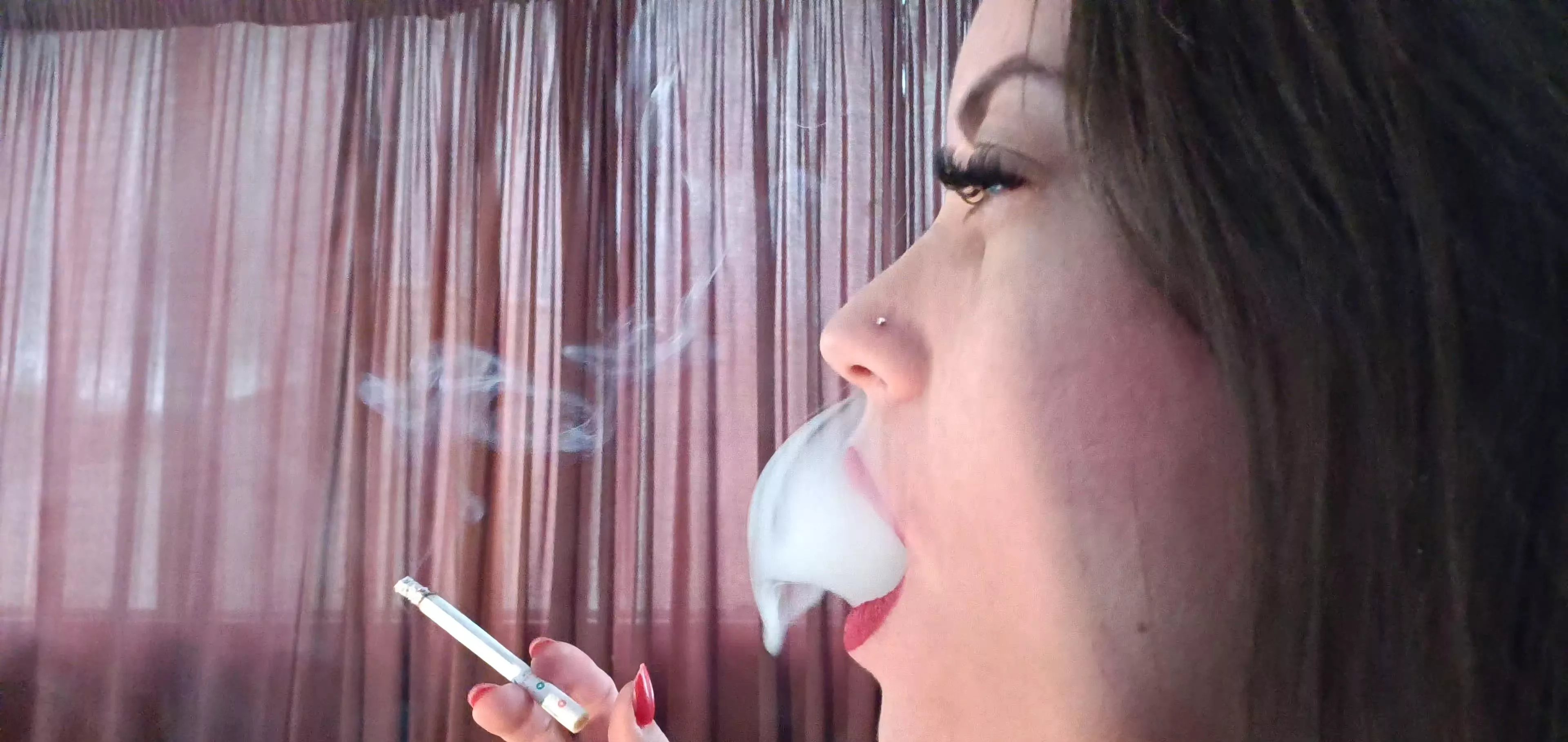 Rothmans 100s French Inhale posted by BaselineFun