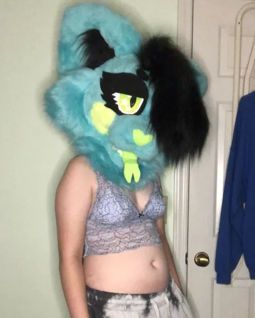 these sweatpants hang off my hips so nice~ by acid_eminent