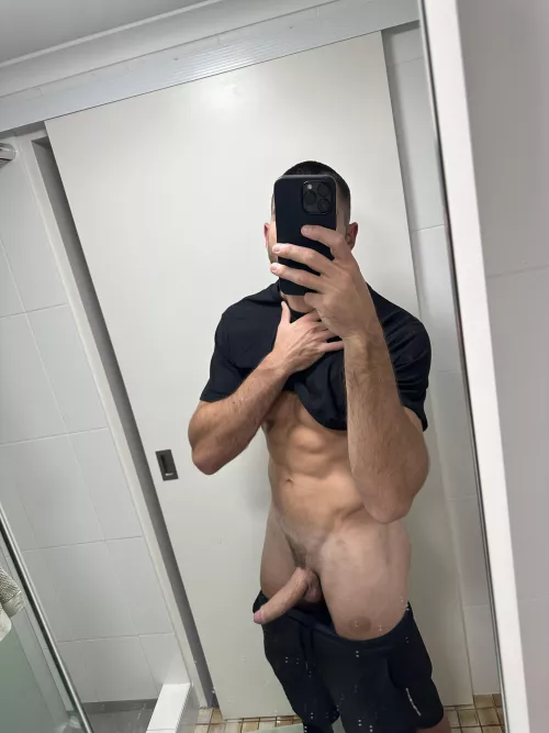 Would you prefer sucking me off before or after my workout? by t_zing