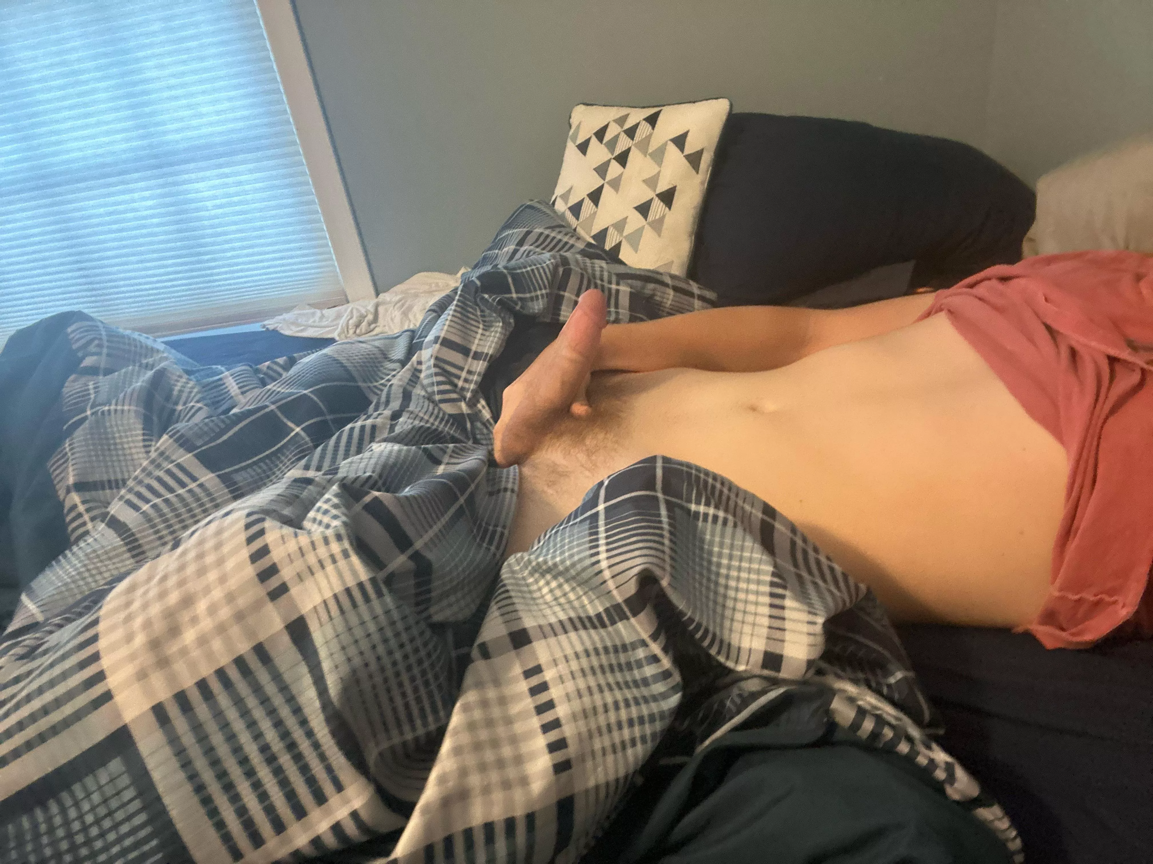 18 male usa sub looking for daddy want to worship dm me for snap posted by BusinessNo3961
