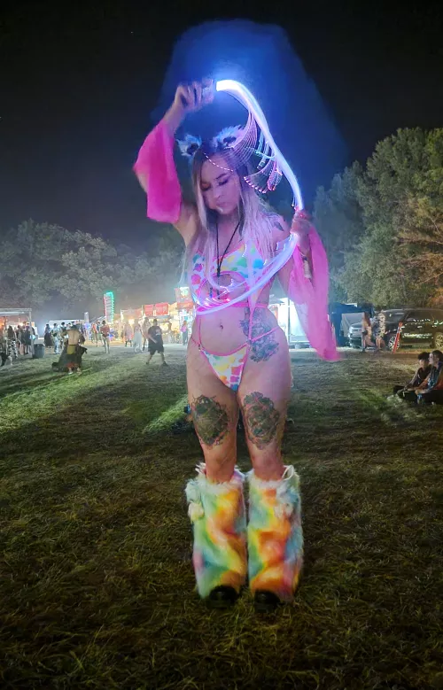 A wild rainbow kitty in her natural environment 🌈 ✨️ by JustYeeeetIt