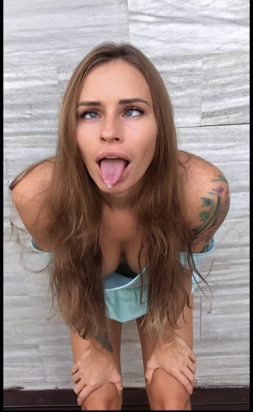 Ahegao to make your weekend better by Holy_Khloe