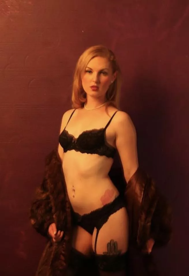 Aurora Babe posted by aurorababe420