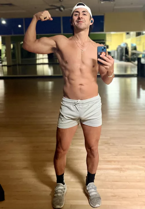 Feeling great! Hope you had an awesome week and have an even better weekend! by Brief_Mode2746