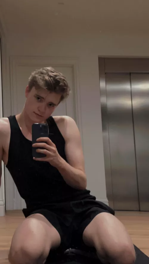 Gonna finally be a doctor soon 🩺✨❤️ I provide free physical exams 😇 by squeltched