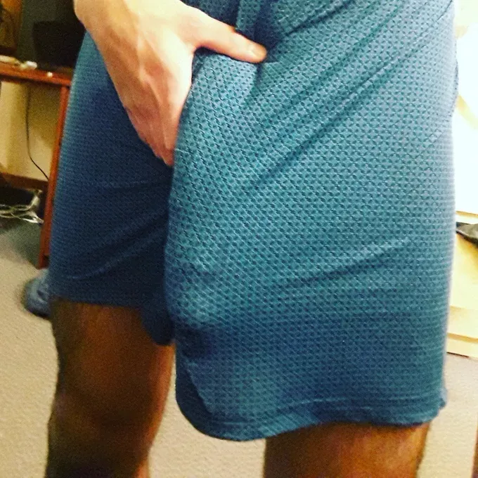 Guess how big ;) posted by Water_Bottle1594