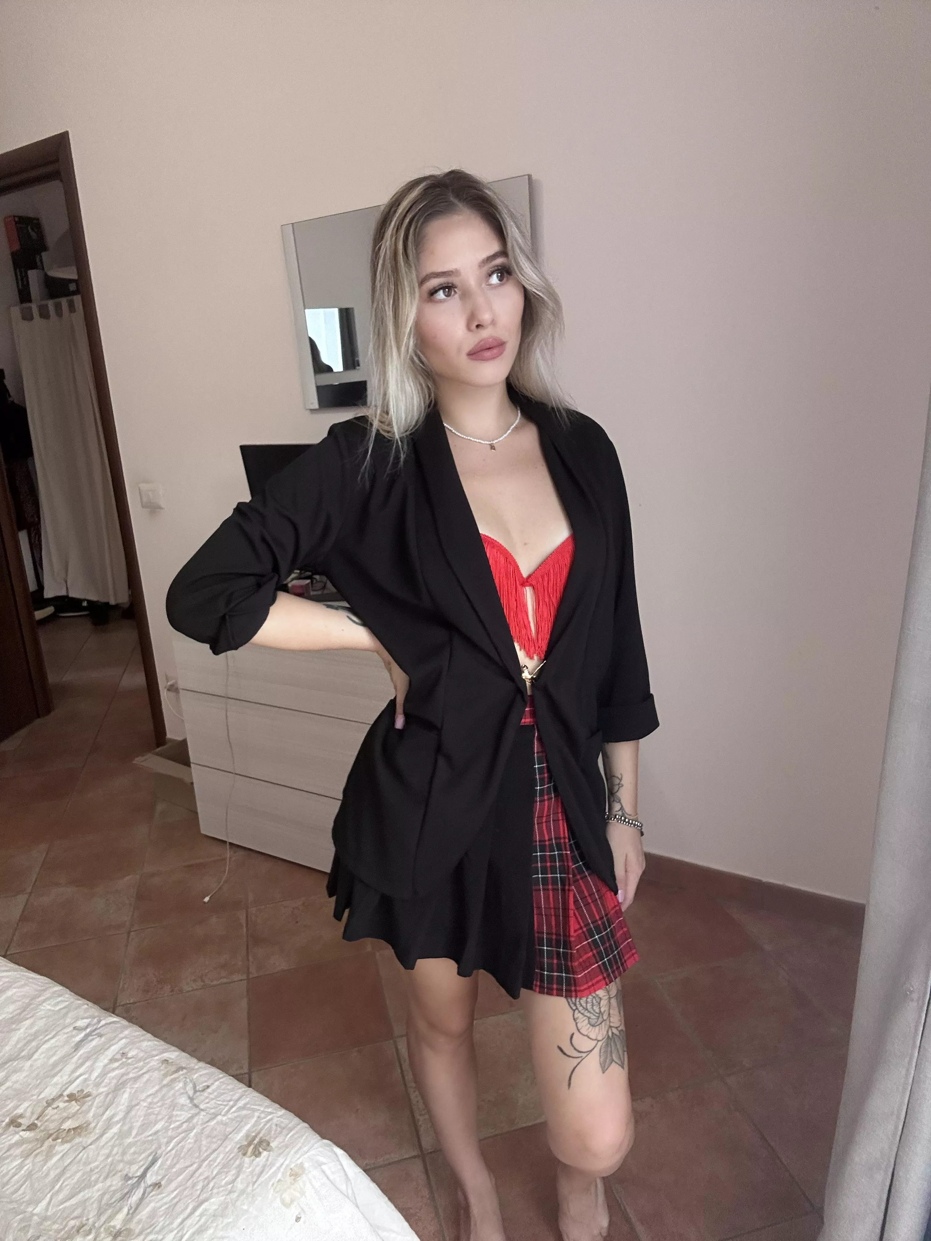 Hey baby posted by Sofy_Sofy