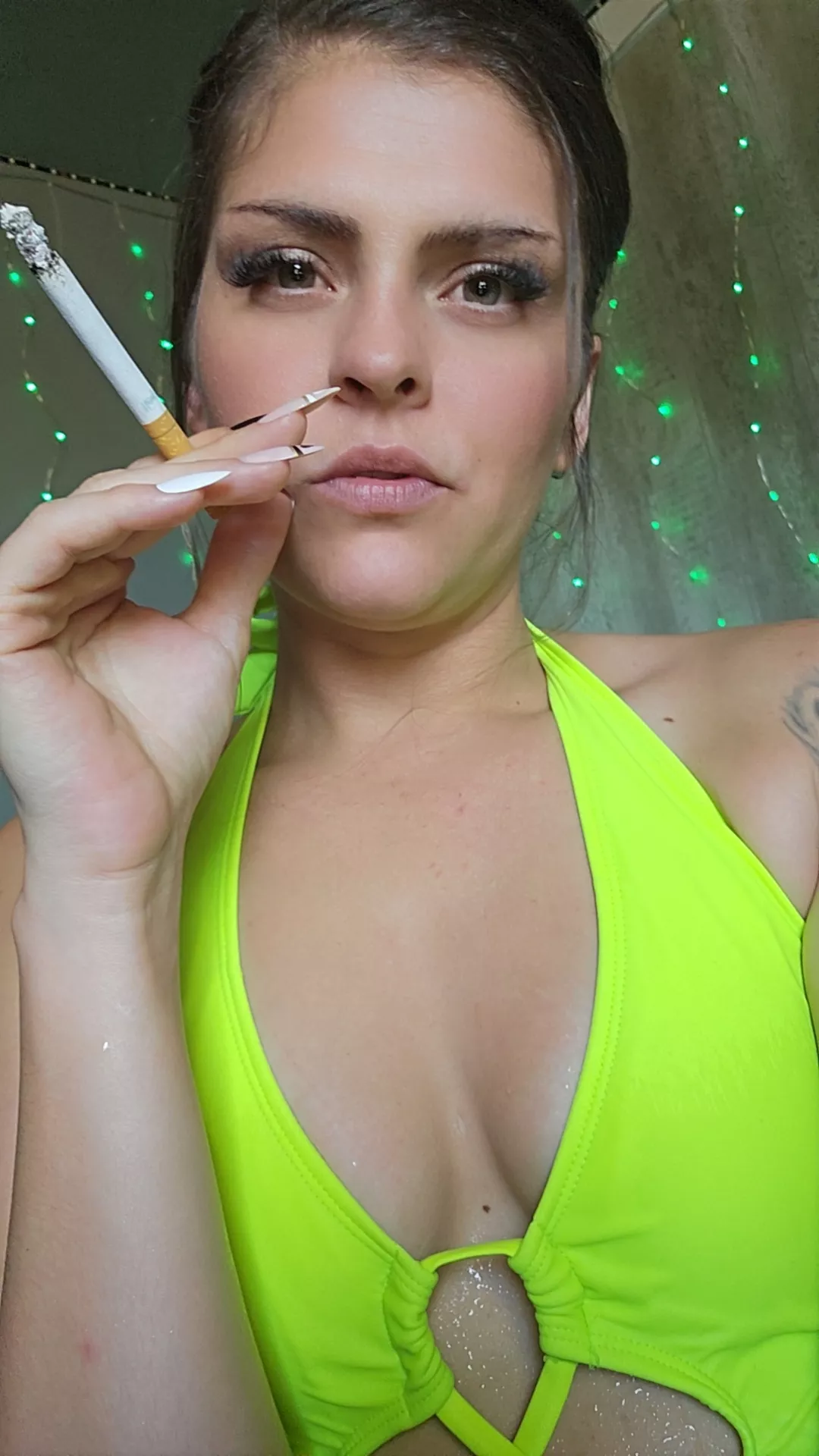 Hottub and Cigarettes is the life for me🤭💚🚬💨 posted by FiestyFireball