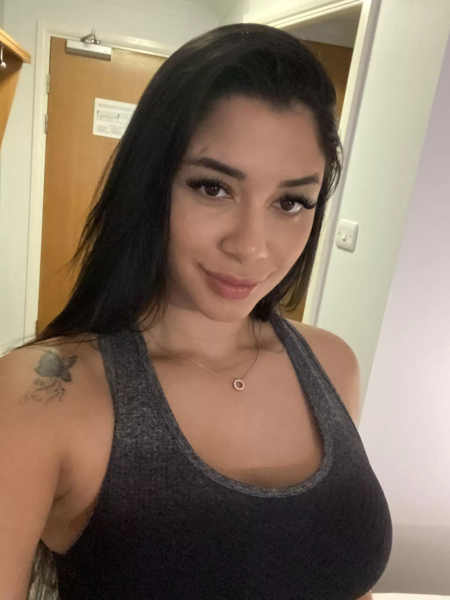 I don't like cum on my body so why don't you just shoot it in my mouth? posted by lateticker8