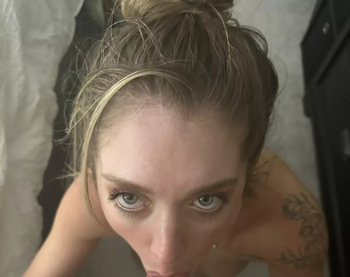 I have oral fixation posted by ItsMeEmmaRainey