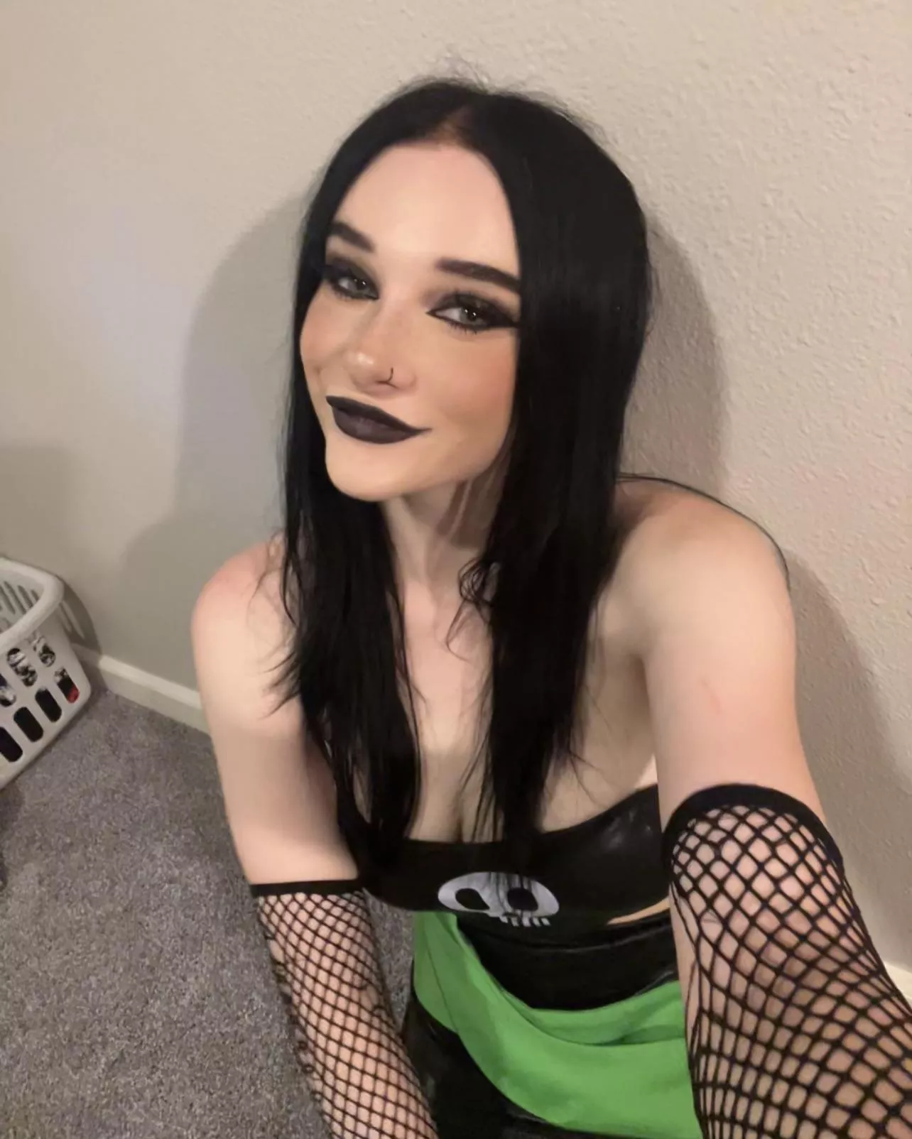 i wanna be your goth girl ;) @katelynmcfadden12 posted by uregirl112