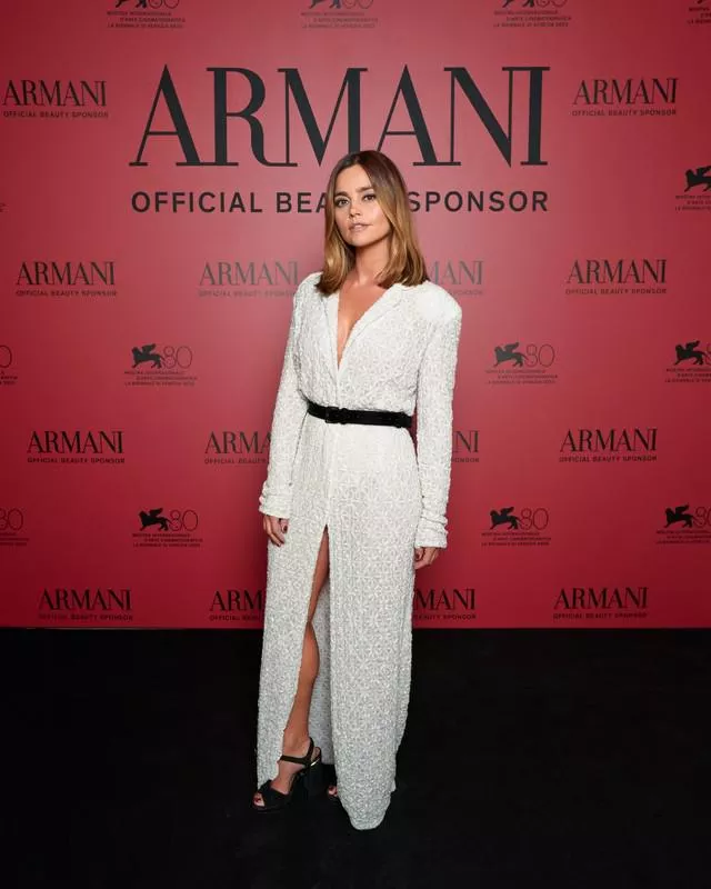 Jenna Coleman posted by Incongruousconstant