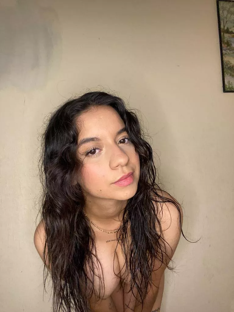 Just a cute little selfie :) posted by FutureBeing3513