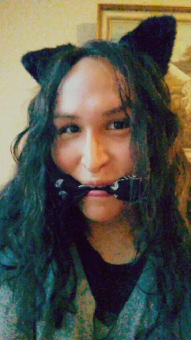 Mmmmmpph posted by Emotional-Zucchini47