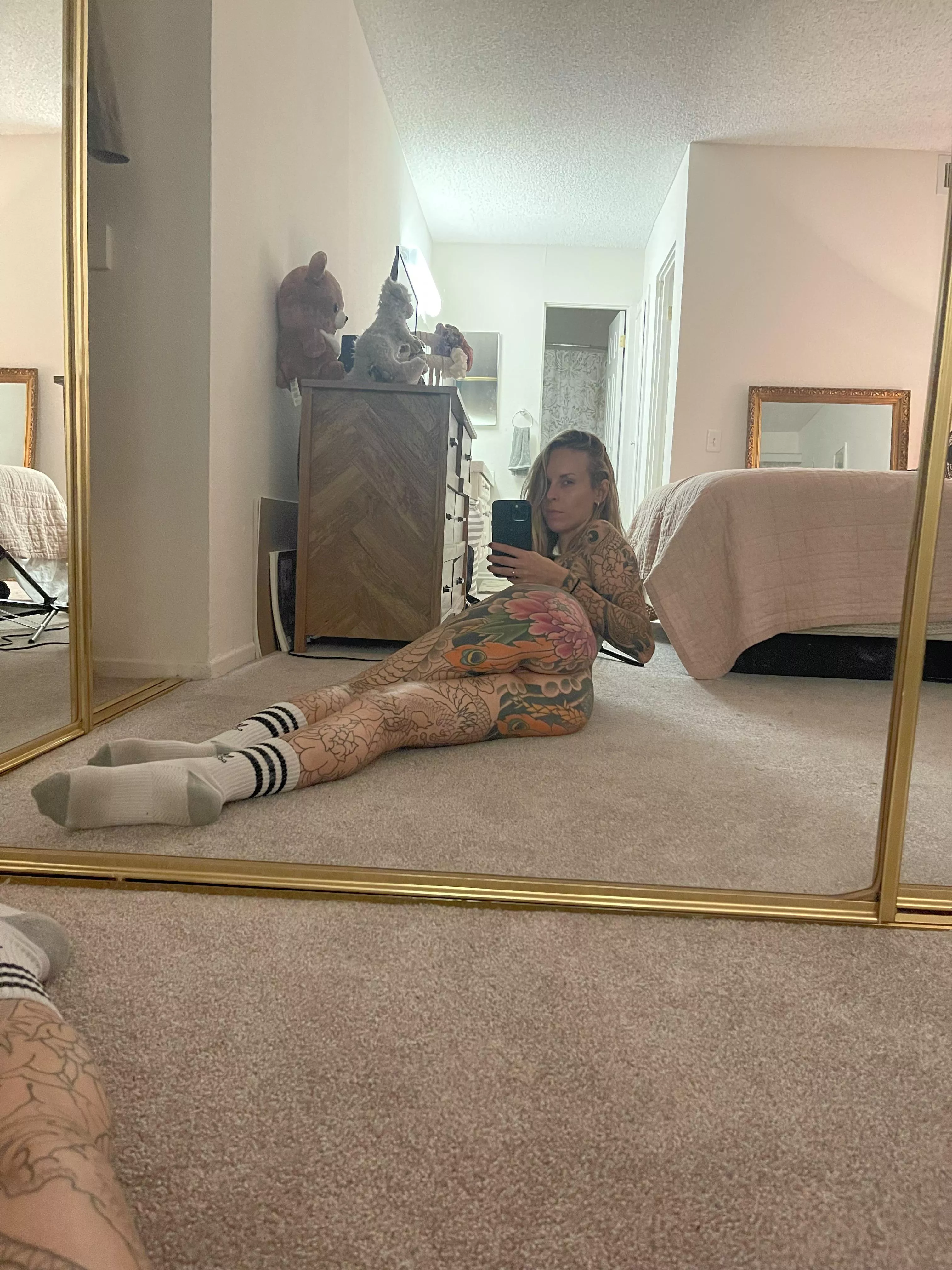 Socks on or off? posted by kuzagirl