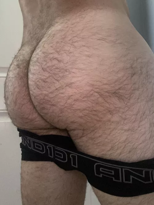 24 in shape DL with a big furry bubble butt. 😏 DM me by UpsetStructure5120