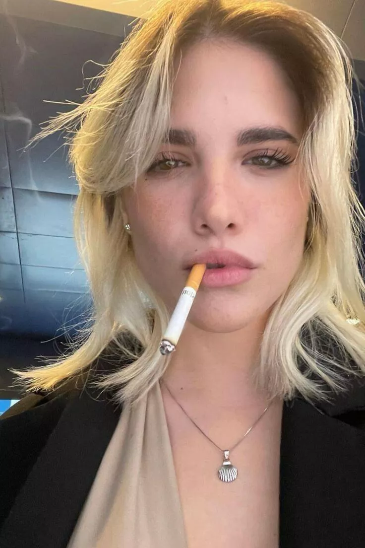 Dangle posted by darkpoetries