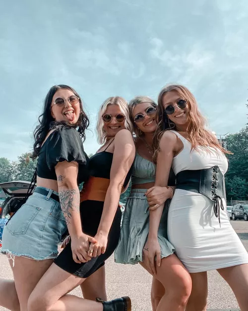 Friend by Fapvaultxxx