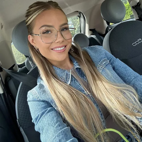 Going for a ride by HonestRunner