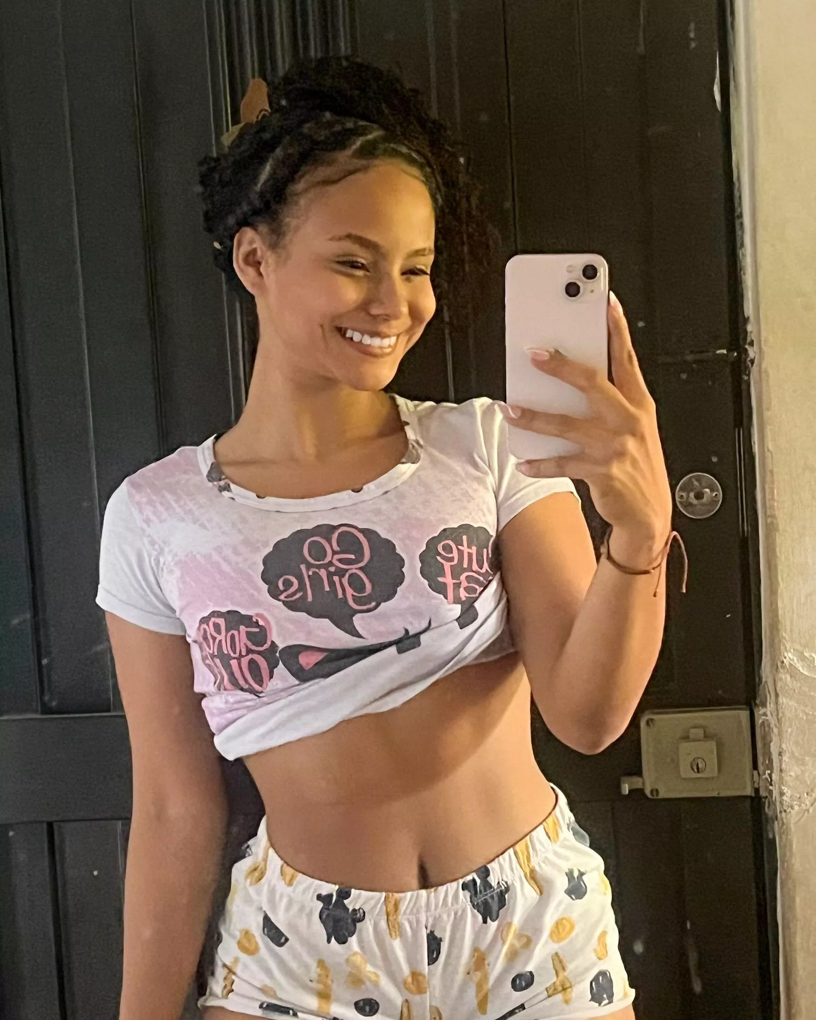 Going to bed now posted by ILoveSmilinggBack